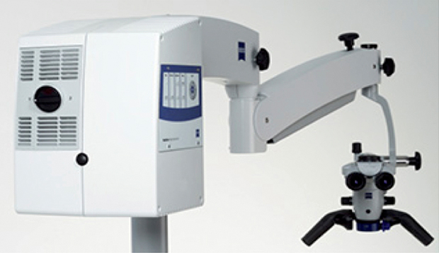  CarlZEISS社製 手術用顕微鏡（マイクロスコープ）